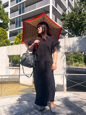 「PRADA（プラダ）のアイテム」を使った、nanさん（レディース・164cm）の春コーディネート