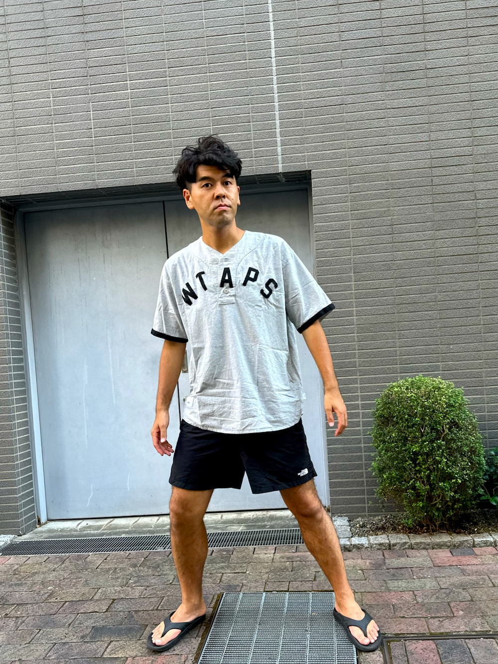 【TAKUYA∞着用・美品】 WTAPS ベースボールシャツ グレー X02 WTAPS TAKUYA∞着用 TAKUYA∞着用・美品】 WTAPS ベースボールシャツ