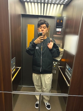 「アイテム（トップス）」を使った、土佐兄弟　兄　たくやさん（メンズ・182cm・30代）の秋コーディネート