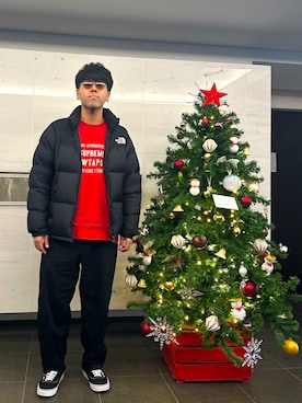 「Ray-Ban（レイバン）のアイテム」を使った、土佐兄弟　兄　たくやさん（メンズ・182cm）の冬コーディネート