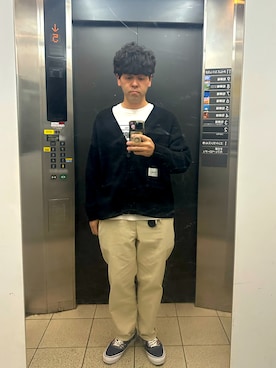 「WTAPS（ダブルタップス）のアイテム（トップス）」を使った、土佐兄弟　兄　たくやさん（メンズ・182cm）の春コーディネート