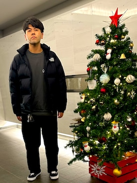 「アイテム（スウェット）」を使った、土佐兄弟　兄　たくやさん（メンズ・182cm）の冬コーディネート