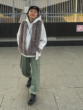 「Dr. Martens（ドクターマーチン）のDr.Martens  CHELSEA BOOT（ブーツ）」を使った、Mayu Nishiharaさん（レディース・164cm）の秋コーディネート