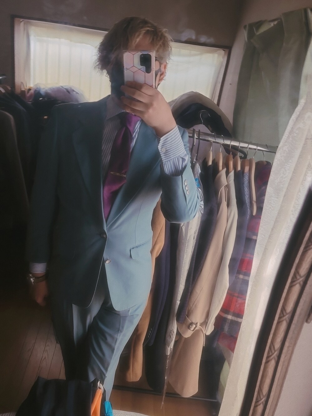 BALENCIAGAのセットアップを使ったメンズ人気ファッション