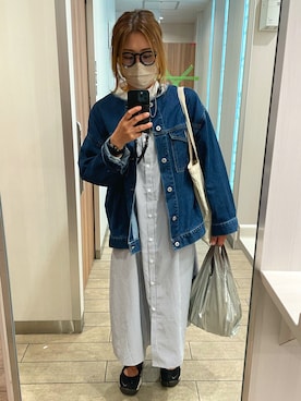 「DISCOAT（ディスコート）のアイテム（デニムジャケット）」を使った、AKNさん（レディース・164cm）の春コーディネート