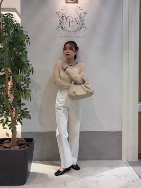 「CAPRICIEUX LE'MAGE（カプリシューレマージュ）のギャザーハンドルラウンドバッグ（ショルダーバッグ、ベージュ系）」を使った、aoiさん（レディース・158cm）の春コーディネート