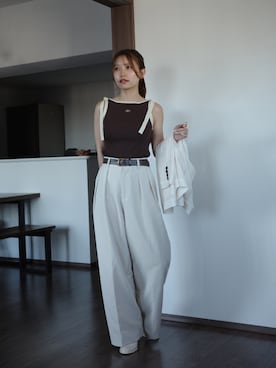 「CAPRICIEUX LE'MAGE（カプリシューレマージュ）の【前後2way】パイピングアメスリタンク（ニット/セーター、ブラウン系）」を使った、aoiさん（レディース・158cm）の春コーディネート
