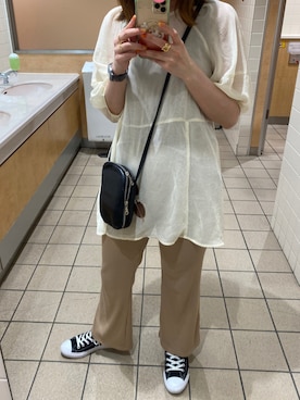 「シア―ブラウス」｜「アイテム（財布/小物）」を使った、いぬのさん（レディース・157cm）の夏コーディネート