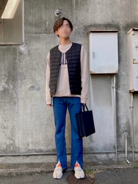 「スリットパンツ」｜「アイテム（ダウンジャケット/コート）」を使った、Kyoさん（メンズ・168cm）の秋コーディネート
