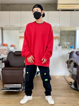 「unrelaxing（アンリラクシング）のアイテム（スウェット）」を使った、チョキさんさん（メンズ・170cm）の春コーディネート