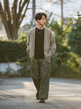 「BROKEN BASE（ブロークンベース）のアイテム（パンツ）」を使った、Suzuさん（メンズ・181cm）の秋コーディネート