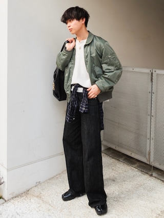 「Maison Margiela(メゾンマルジェラ)のアイテム(ローファー)」を使った、Suzuさん(メンズ・181cm)の冬コーディネート