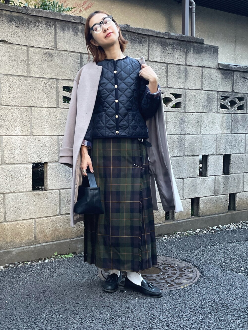 「MACKINTOSH PHILOSOPHYのトラディショナルウェザーウェアコラボ≪ARKLEY≫　限定モデル（ブルゾン、ブルー系）」を使った、yukariさん（レディース・168cm）の秋コーディネートの1枚目の写真