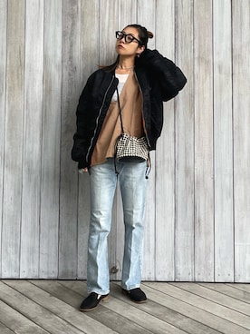 「EDWIN」｜「アイテム（MA-1）」を使った、yukariさん（レディース・168cm）の秋コーディネート
