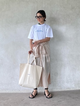 「ロゴトート」｜「アイテム（シャツワンピース）」を使った、yukariさん（レディース・168cm）の春コーディネート