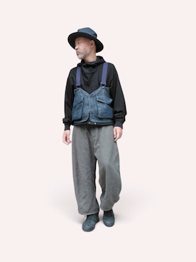 「JOURNAL STANDARD（ジャーナルスタンダード）のアイテム（パンツ、グレー系）」を使った、addict(s)さん（メンズ・178cm）の秋コーディネート