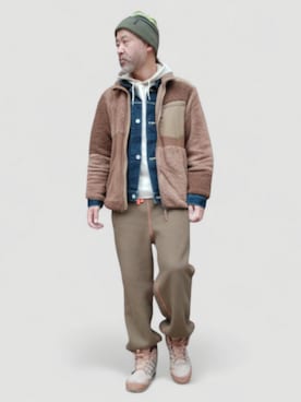 「アイテム（スニーカー）」を使った、addict(s)さん（メンズ・178cm）の冬コーディネート