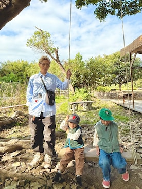 「アイテム（ショルダーバッグ）」を使った、TO.TOMIさん（メンズ・162cm）の秋コーディネート