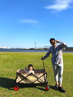 「カモ柄」｜「アイテム（その他シューズ）」を使った、TO.TOMIさん（メンズ・162cm）の夏コーディネート