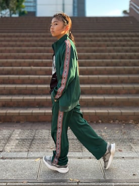 「アイテム（パンツ）」を使った、TARÖSUKEさん（キッズ・151cm）の秋コーディネート