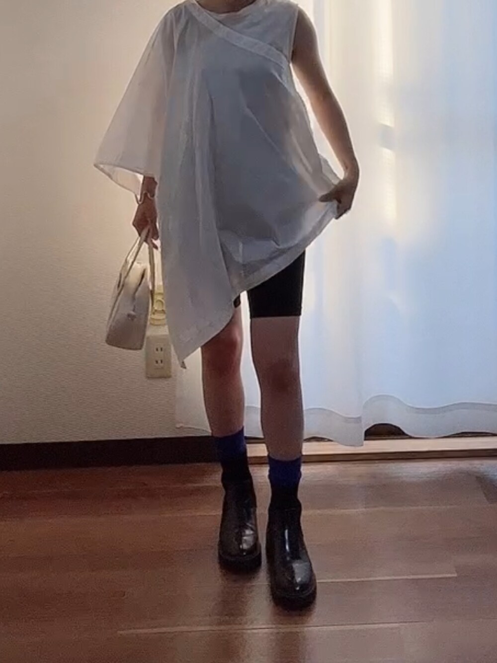 「低身長」｜「Bershkaのアイテム（ブーツ、ブラック系）」を使った、yukiさん（レディース・152cm）の春コーディネートの1枚目の写真