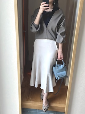 「ダンボール素材」｜「アイテム（アクセサリー）」を使った、KENIIさん（レディース・167cm）の春コーディネート