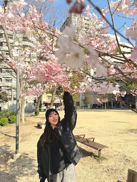 「MONCLER（モンクレール）のアイテム」を使った、　YUMIさん（レディース・158cm）の春コーディネート