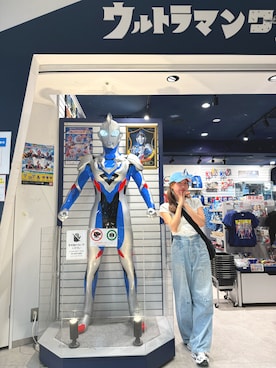 「アイテム（デニムパンツ、シルバー系）」を使った、Yunpoliさん（レディース・158cm）の秋コーディネート