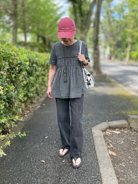 「OOFOS（ウーフォス）のアイテム」を使った、ゆりさん（レディース・154cm）の夏コーディネート