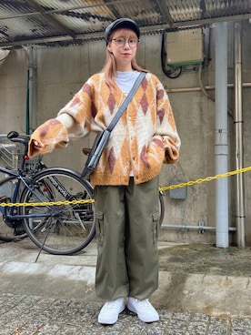 「WEGO（ウィゴー）のアイテム（カーゴパンツ）」を使った、ももち・×・さん（レディース・157cm）の秋コーディネート