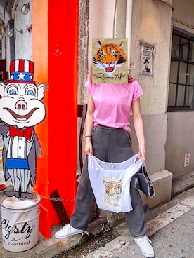 「coca（coca）（コカ）のアイテム（Tシャツ/カットソー、ピンク系）」を使った、ＹＵＮさん（レディース・168cm）の春コーディネート