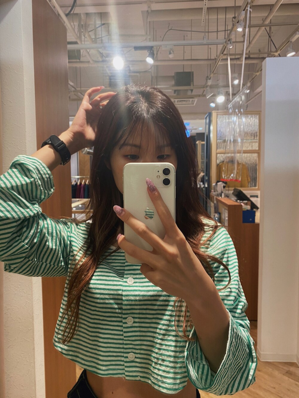 「ボーダー、グリーン、STYLENANDA、韓国、ootd、カジュアルコーデ、ヘソだし、韓国ファッション、韓国コーデ」｜「STYLENANDAのアイテム（カーディガン/ボレロ、グリーン系）」を使った、𝐌𝐈𝐒𝐀𝐊𝐈さん（レディース・156cm）の秋コーディネートの1枚目の写真