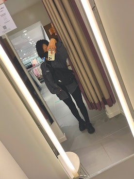 「UNIQLO（ユニクロ）のWOMEN レギンスパンツ（その他パンツ、ブラック系）」を使った、hichama06さん（レディース・159cm）の冬コーディネート