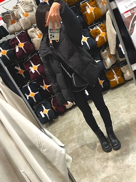 「ZARA（ザラ）のアイテム（デニムパンツ、ブラック系）」を使った、hichama06さん（レディース・159cm）の冬コーディネート