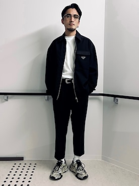 PRADAのノーカラージャケットを使ったメンズ人気ファッション PRADAのノーカラージャケットを使ったメンズ人気ファッション