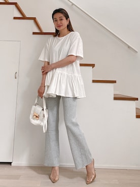 「Vicente（ヴィセンテ）のアイテム（Tシャツ/カットソー）」を使った、黒木 ナツミ🦋さん（レディース・162cm）の春コーディネート