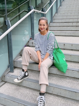 「Vicente（ヴィセンテ）のアイテム（その他パンツ）」を使った、黒木 ナツミ🦋さん（レディース・162cm）の秋コーディネート