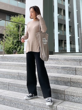 「Vicente（ヴィセンテ）のアイテム（その他パンツ）」を使った、黒木 ナツミ🦋さん（レディース・162cm）の秋コーディネート