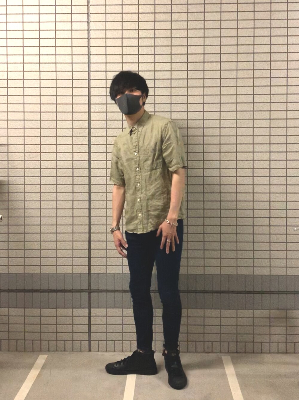 「大人カジュアル、キレイめ、シンプルコーデ、シャツコーデ、いいね、save、フォローお願いします🤑、シャツスタイル、UNIQLO、UNIQLOコーデ、無印良品、無印良品コーデ、無印、ジーパン、ガーゼシャツ、publux、Paul Smith」｜「PUBLUXの【PUBLUX/パブリュクス】チェーンブレスレット　アソートパターン（ブレスレット、シルバー系）」を使った、Nさん（メンズ・169cm）の夏コーディネートの1枚目の写真