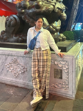 「アイテム（マウンテンパーカー）」を使った、Yommi Chen🇹🇼さん（レディース・167cm）の秋コーディネート