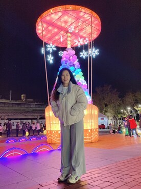 「NET（ネット）のアイテム（スラックス）」を使った、Yommi Chen🇹🇼さん（レディース・167cm）の冬コーディネート