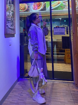 「アイテム（ジャンパースカート）」を使った、Yommi Chen🇹🇼さん（レディース・167cm）の秋コーディネート