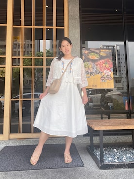 「GOLD（ゴールド）のアイテム（アクセサリー）」を使った、Yommi Chen🇹🇼さん（レディース・167cm）の秋コーディネート