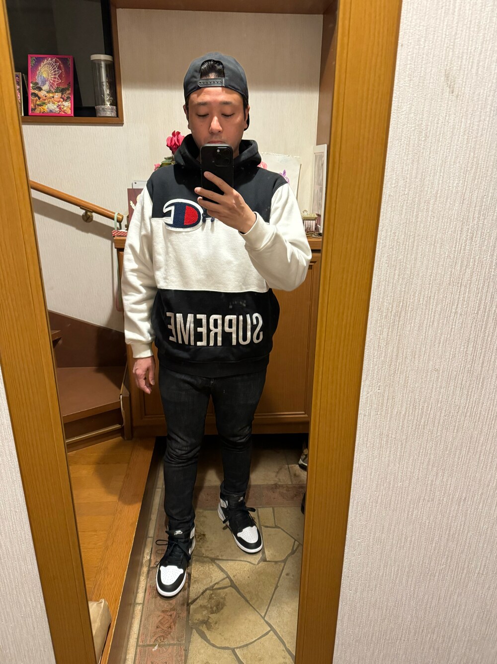 「春のNewスタイル」｜「AIR JORDANのアイテム（キャップ、ブラック系）」を使った、Hide Sakuさん（メンズ・168cm）の冬コーディネートの1枚目の写真
