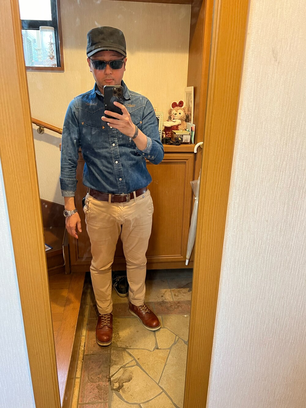「AZUL by moussyのアイテム（キャップ、ブラック系）」を使った、Hide Sakuさん（メンズ・168cm）の秋コーディネートの1枚目の写真