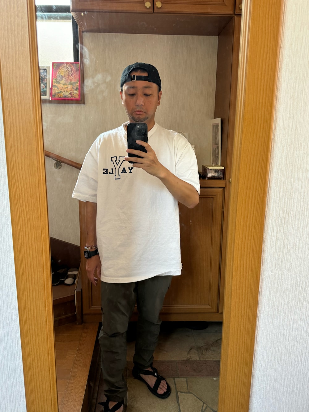 「Championのアイテム（Tシャツ/カットソー、ホワイト系）」を使った、Hide Sakuさん（メンズ・168cm）の秋コーディネートの1枚目の写真
