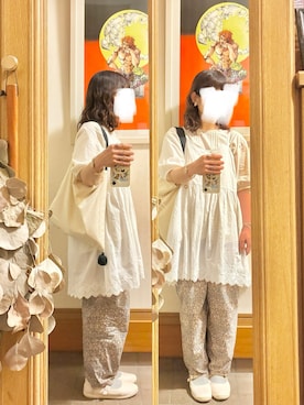 「セルフサービスのアイテム（シャツ/ブラウス、ホワイト系）」を使った、まっきさん（レディース・150cm）の秋コーディネート