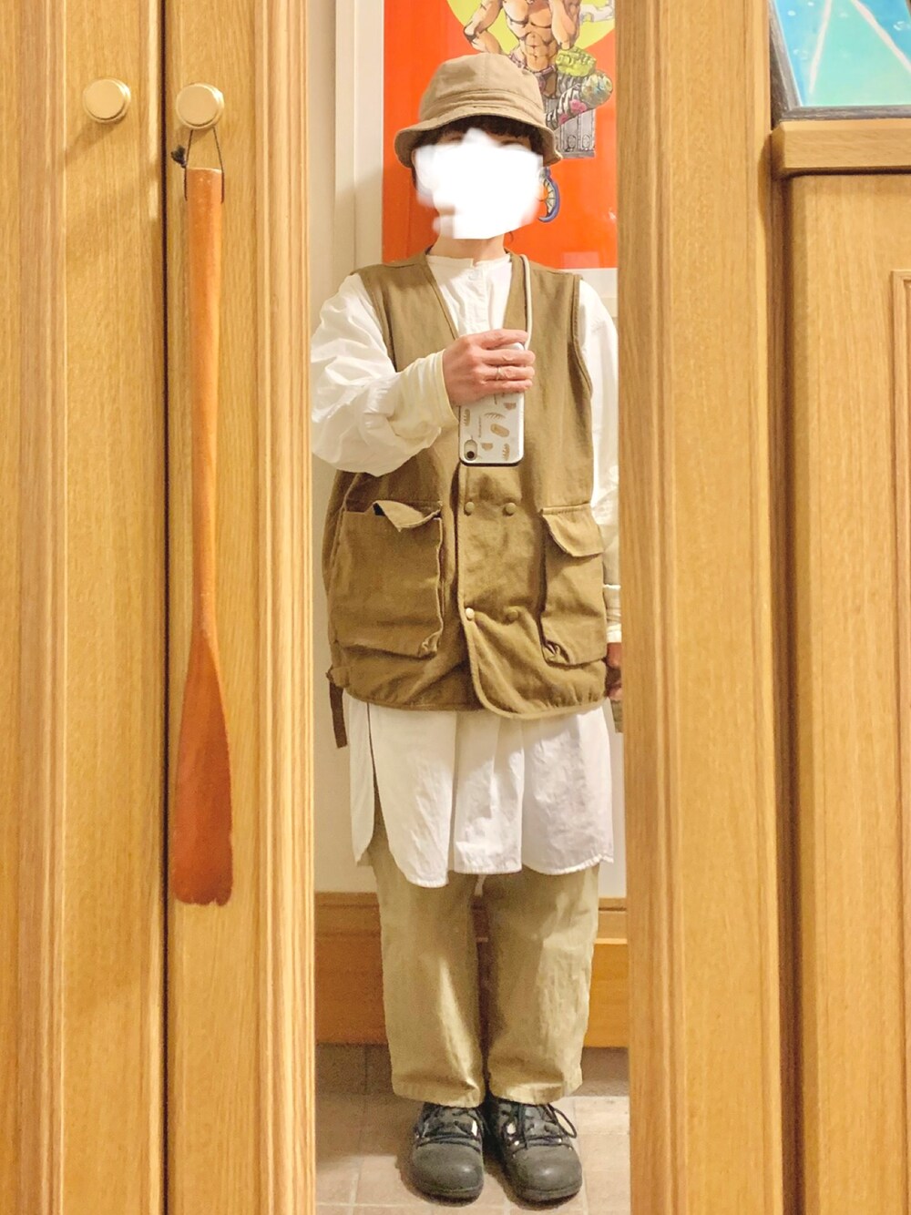 「昨日のコーデ、昨日の服、古着、リメイク古着、モンタナ、探検家」｜「NEW ERAのアイテム（ハット、ブラウン系）」を使った、まっきさん（レディース・149cm）の春コーディネートの1枚目の写真