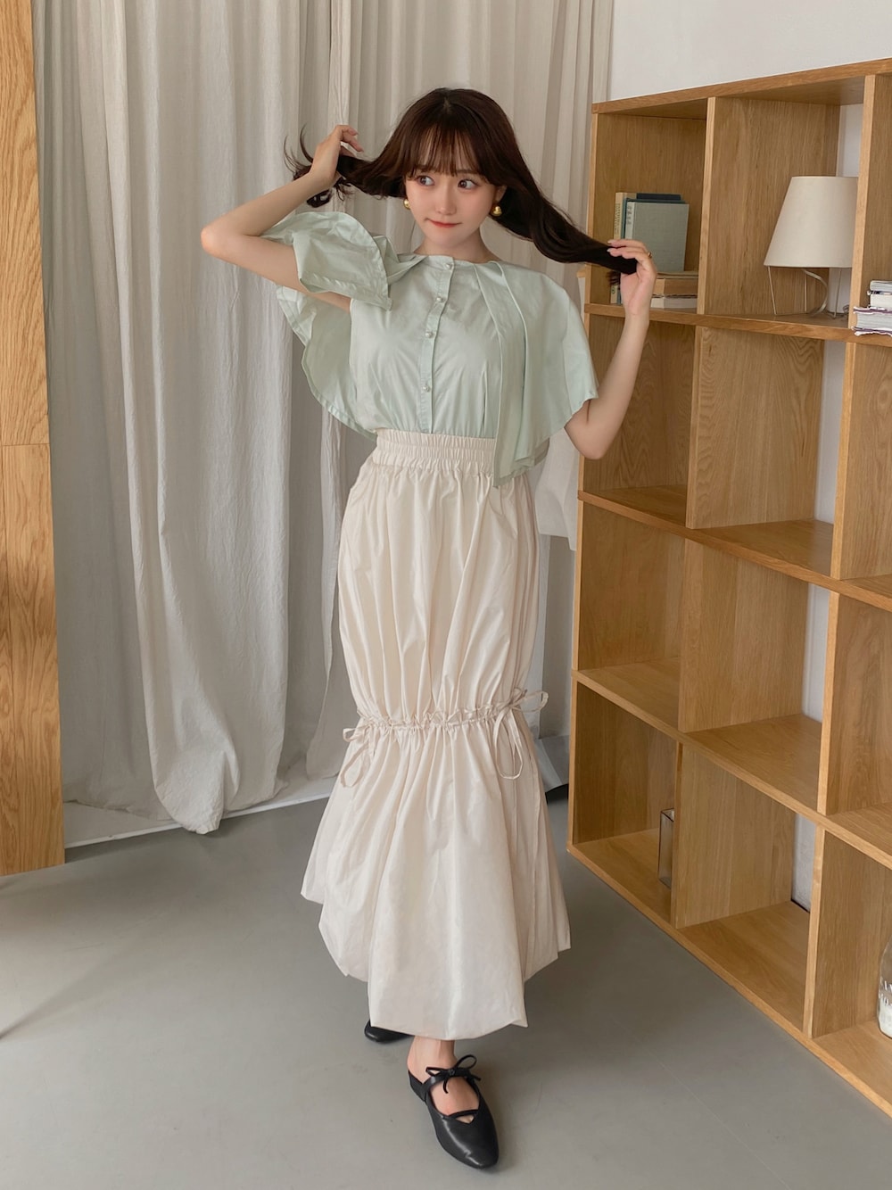 「夏コーデ、シンプルスタイル、休日コーデ、ガーリー、ガーリーコーデ、ミントグリーン、デート、デートスタイル（WOMEN）、夏、淡色コーデ、淡色女子、サンダル、サンダルコーデ、ロングスカート、Coming soon…」｜「しまむらのアイテム（シューズ、ブラック系）」を使った、白濱楓雅 ( ふぅ )🍨さん（骨格ストレート・レディース・158cm）の夏コーディネートの1枚目の写真
