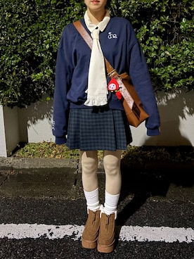 「idem（イデム）のアイテム（トップス）」を使った、amiさん（レディース・154cm）の冬コーディネート